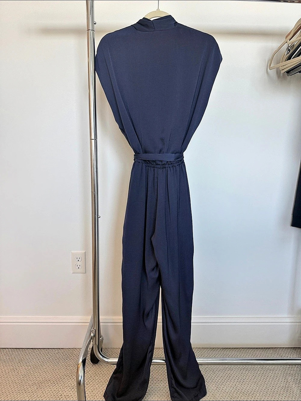 dRA Wide Leg Jumpsuit Like New - Picture 2 of 3